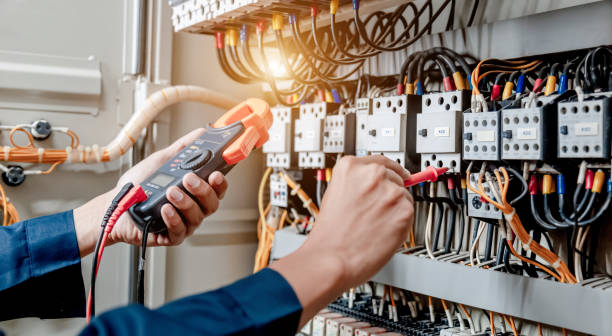 Professional Electrician in IA