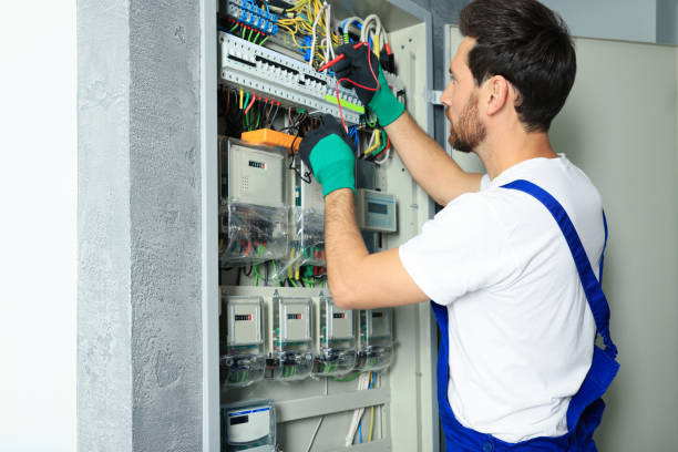 Best Emergency Electrical Repair  in Kalona, IA